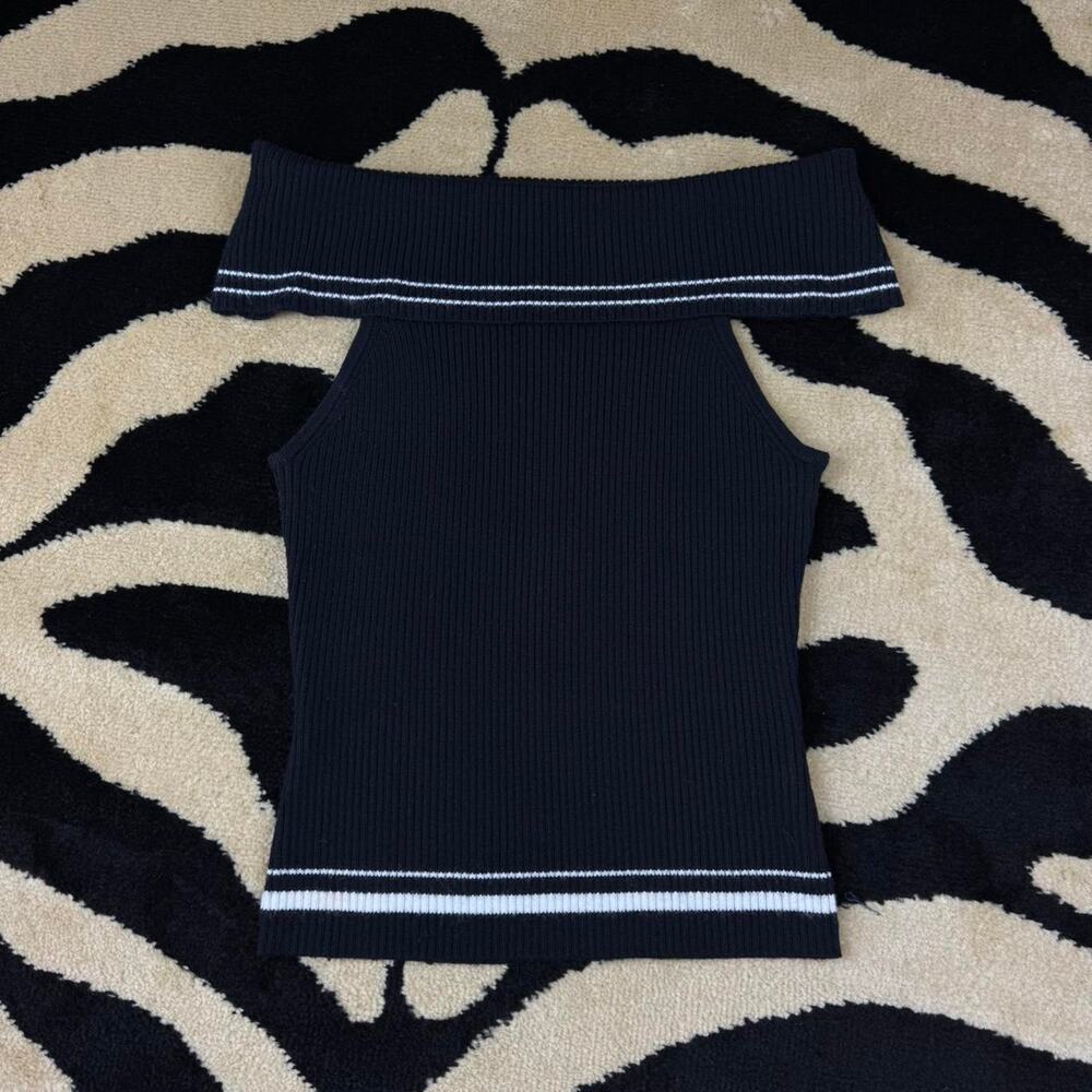 ★Energie Y2K black ribbed off-shoulder knit top ★